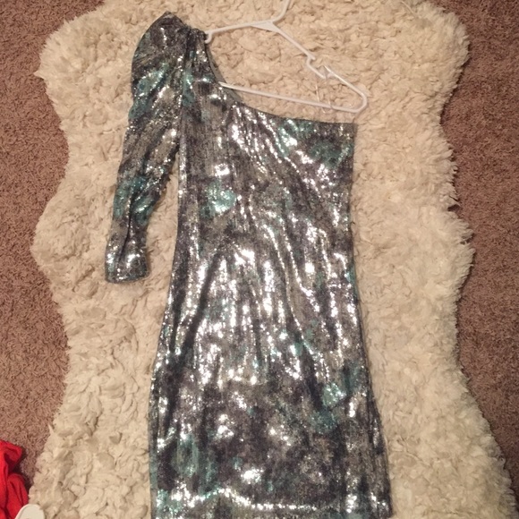 One shoulder sequence dress