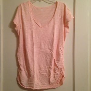 Old Navy maternity T-Shirt