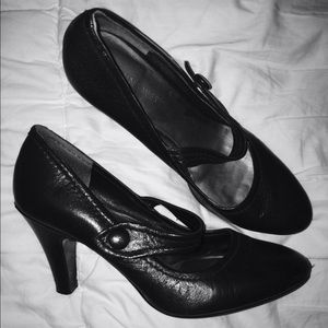 Black Mary Jane Heels