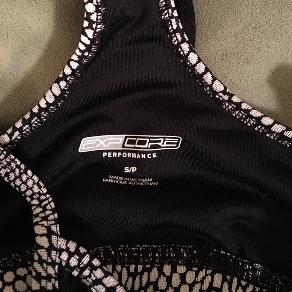 Express workout tank. - Picture 4 of 4
