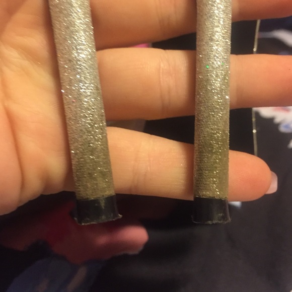 SOLD Beautiful sparkle rhinestone heels with strap - Picture 3 of 4