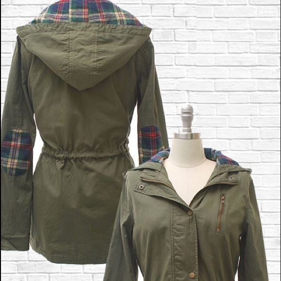 Jackets & Blazers - Green Utility Jacket with Plaid Details
