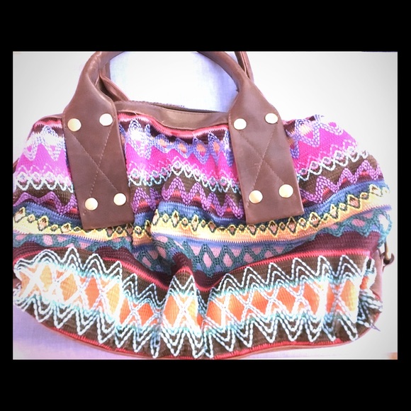 Bright colored purse! Never worn.