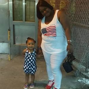 Meet your Posher, Angela