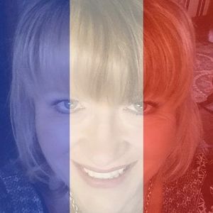 Meet your Posher, Eva