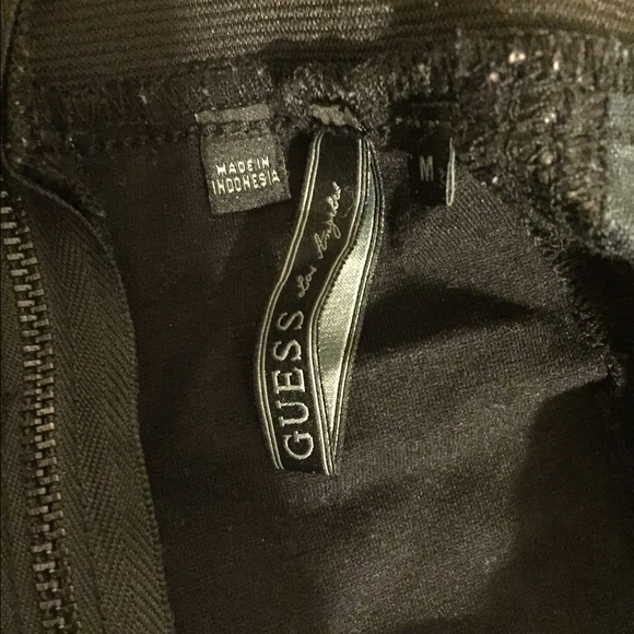 Guess leather skirt - Picture 2 of 2