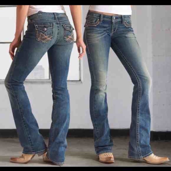 Size 28 bootcut jeans