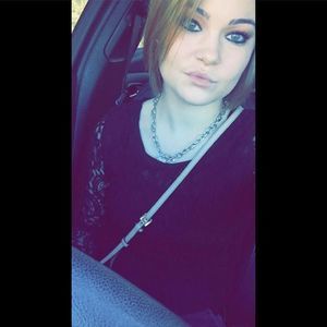 Meet your Posher, Carley