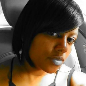 Meet your Posher, Renisha