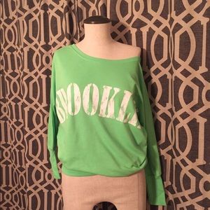 Derek Heart Brooklyn casual sweatshirt size small.