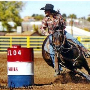 Meet your Posher, Becky