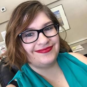 Meet your Posher, Cassandra