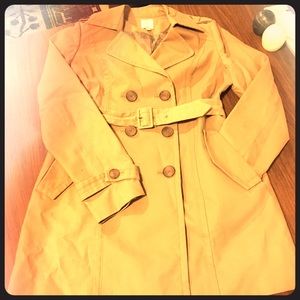 Halogen trench coat