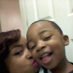 Meet your Posher, Monique