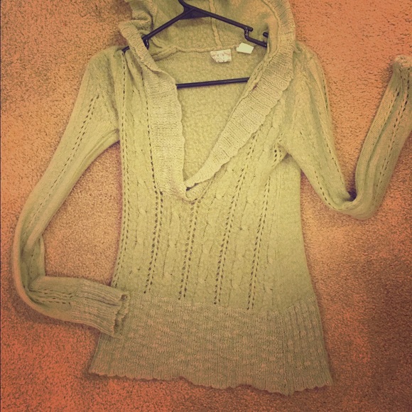BKE sweater