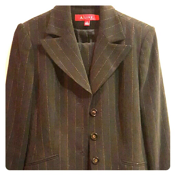 A Line suit size 6