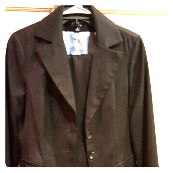 Pant suit