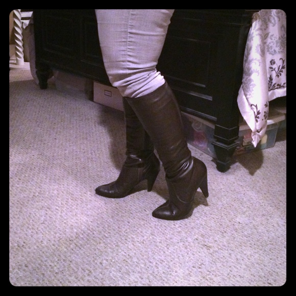 Jessica Simpson Brown Boots - Picture 1 of 4