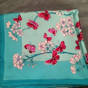 Authentic Hermes silk scarf-like new