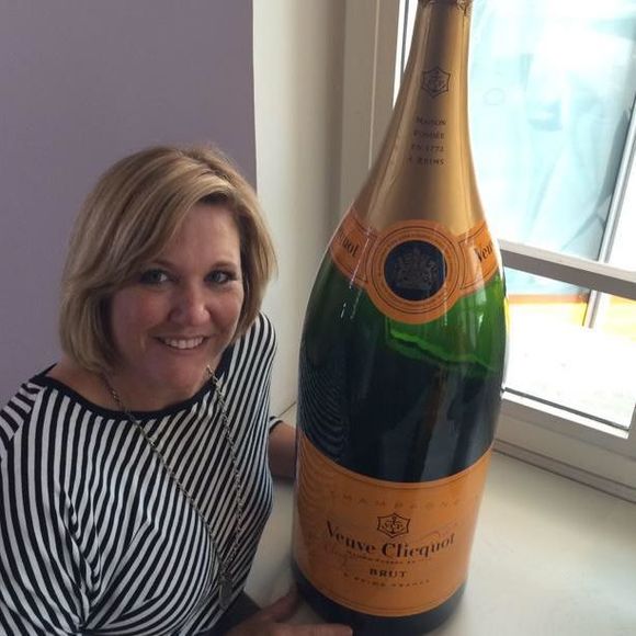 Meet your Posher, Susan - Picture 1 of 1