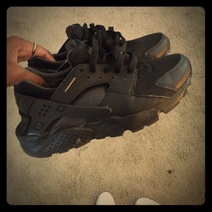 Nike Hurraches (Womens)