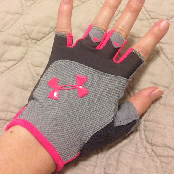 Under Amour work out gloves
