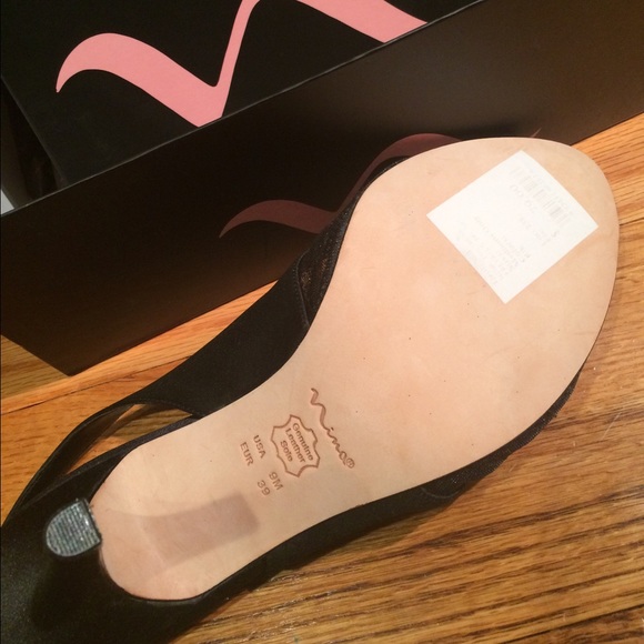 Black dressy shoe - Picture 3 of 3