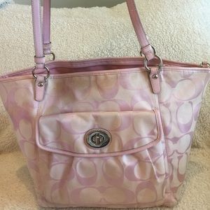 Light pink canvas Coach bag
