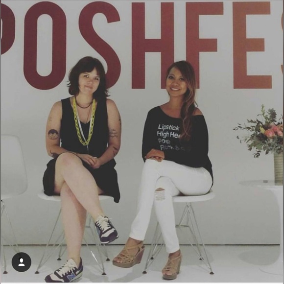 ๐LAST ONE Lipstick, High Heels, Posh Blouse - Picture 5 of 5