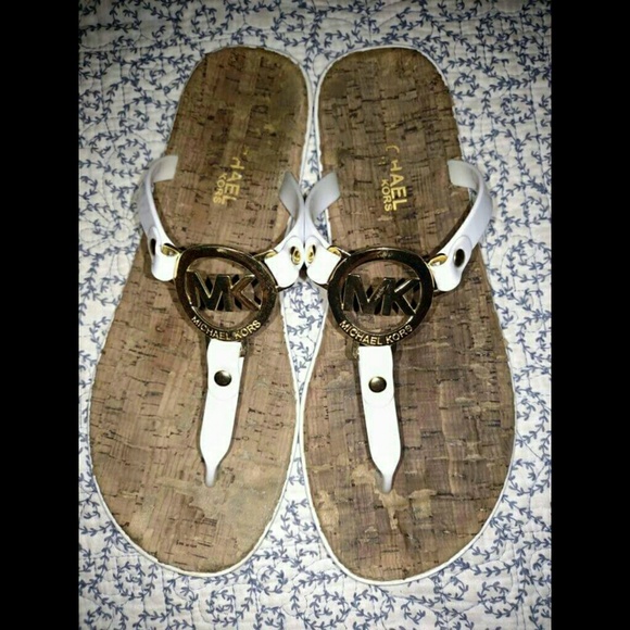 MK flip flops