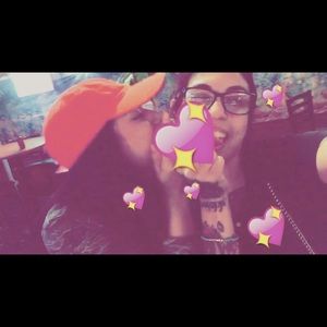 Meet your Posher, Elena