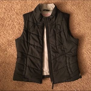 Black Aero Puffer Vest
