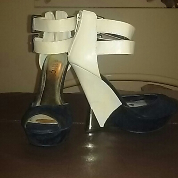 6 inch Wedge Heals - Picture 1 of 1