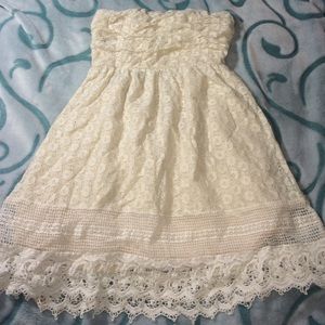 Cute Cream Dress size XS