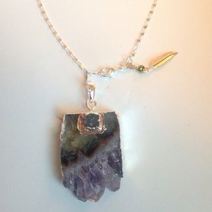 🎈NEW🎈Natural Agate Druzy pendent necklace