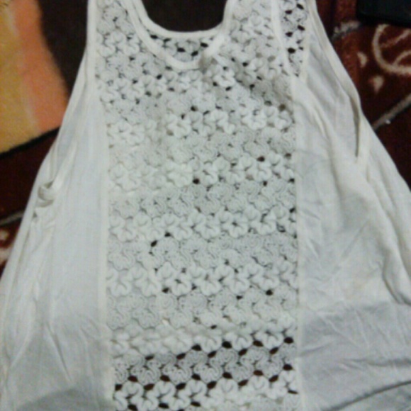 Crop top - Picture 2 of 2