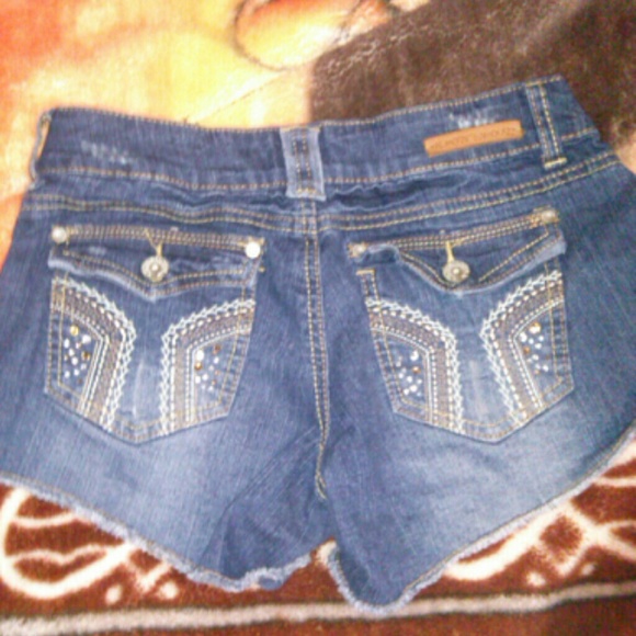 Shorts - Picture 2 of 2