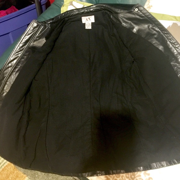 ⚡️Armani Exchange 100% Leather Jacket🤑 - Picture 3 of 4