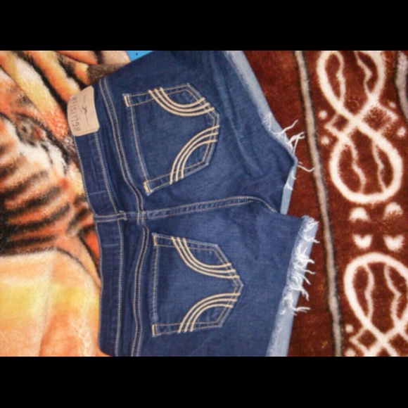 Shorts - Picture 2 of 2