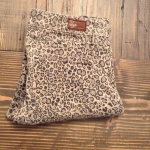 Paige skinny jeans animal print and bracelet