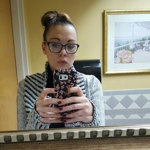 Meet your Posher, Anne