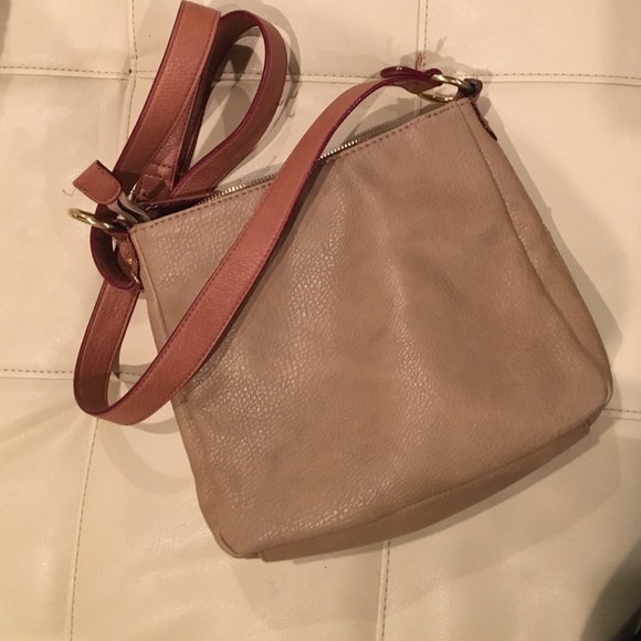 Jessica Simpson tote - Picture 3 of 3