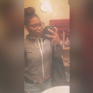 Meet your Posher, Jewel