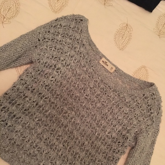 Hollister sweater