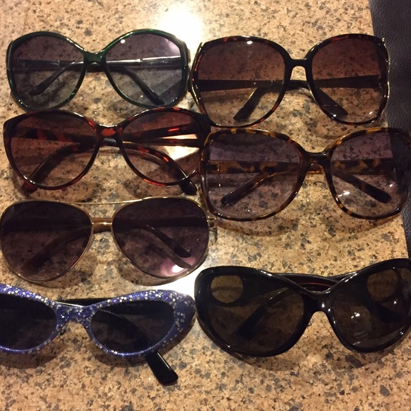 Lot of 7 Sunglasses