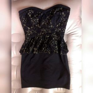 SOLD. Sexy Classy XXI black Short Dress RUNS SMALL