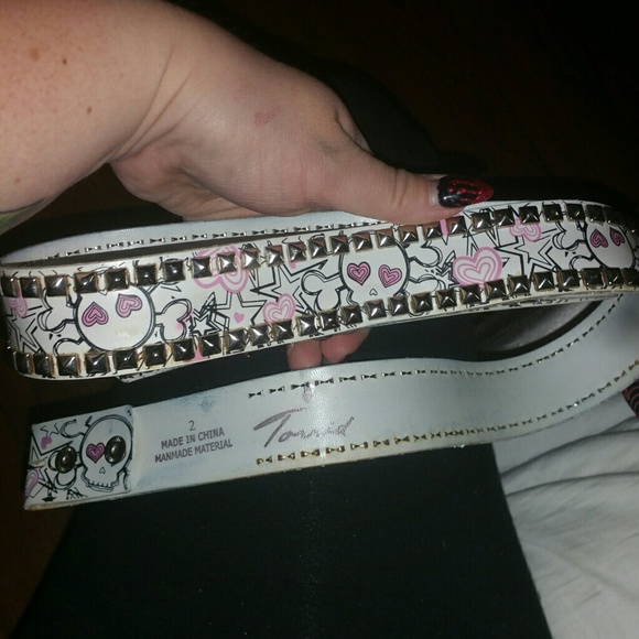 torrid Accessories - Torrid studded white skull belt sz 2x