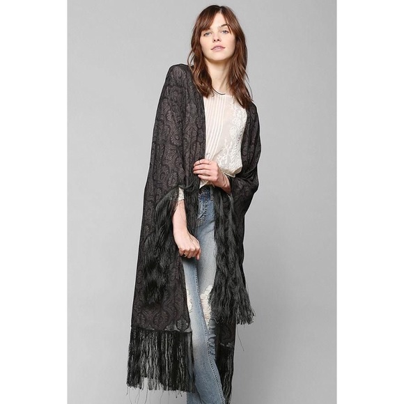 ❌ SOLD ❌ LENNI silk fringe kimono