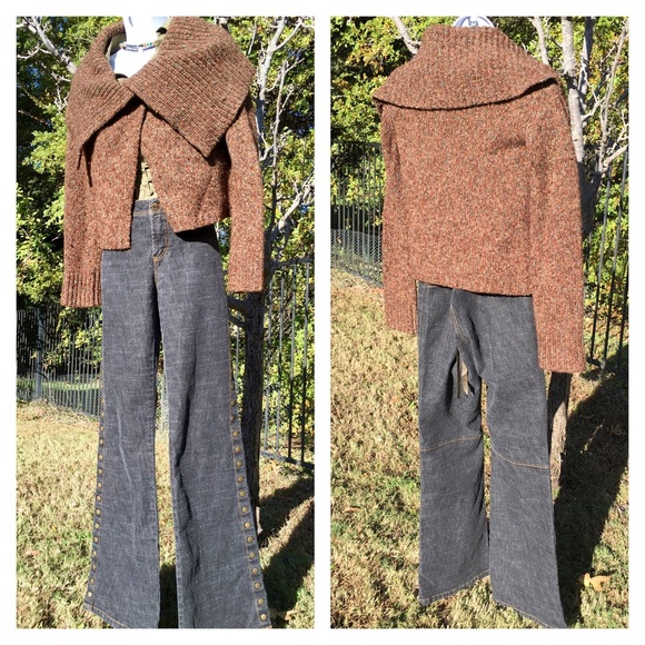 SOLD in BNDL Kenneth Cole Reaction Sweater - Picture 3 of 4