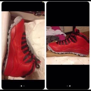Red Jordan 10s sz91/2
